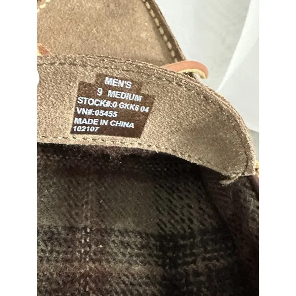 L.L. Bean Suede Hand-sewn Slipper Moccasin Flannel Lined Men's Size 9 Medium